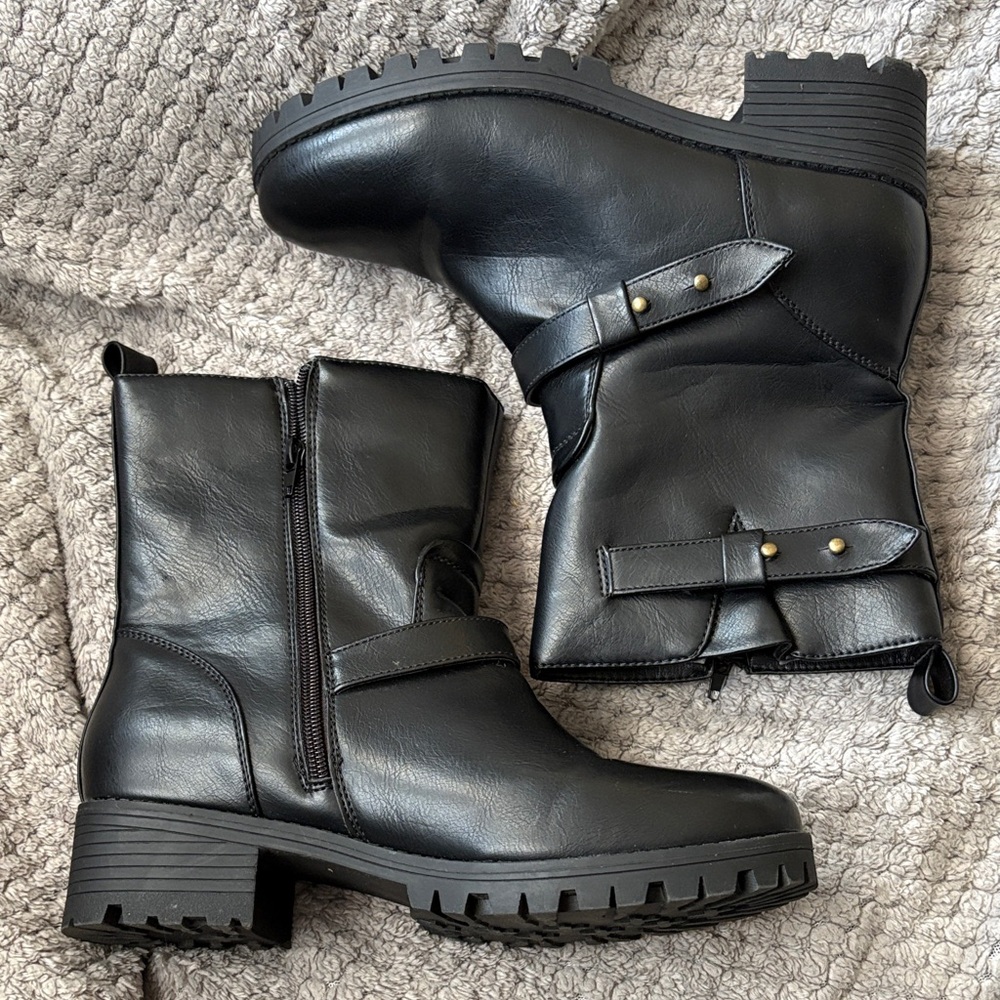 Mari A Order Combat  Black Women's block heel Boots